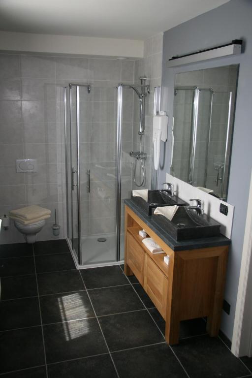 Hotel Oude Eycke Maaseik Rom bilde