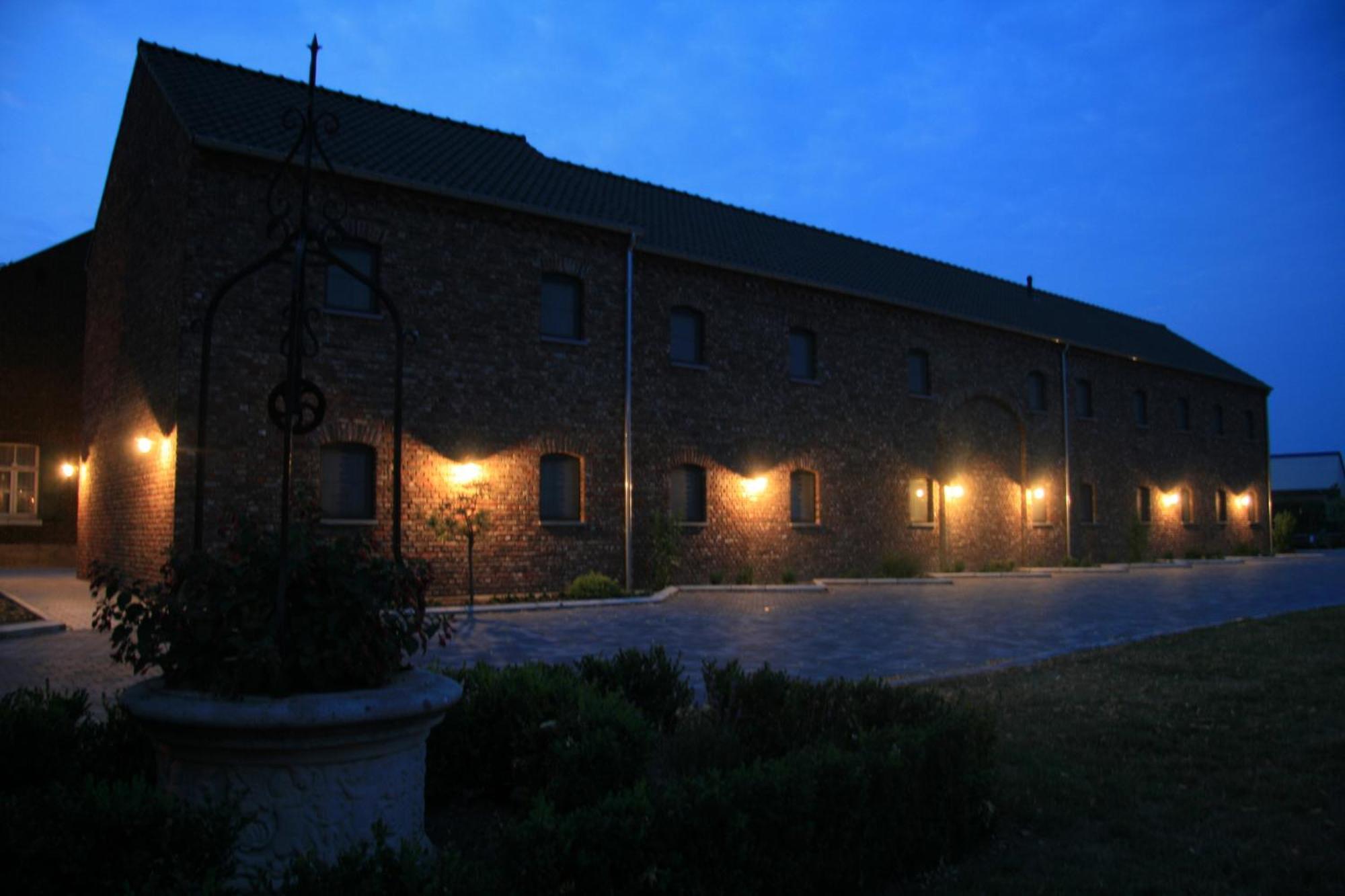 Hotel Oude Eycke Maaseik Eksteriør bilde